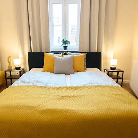 Chwaliszewo Deluxe Studio Old Town Апартаменты *